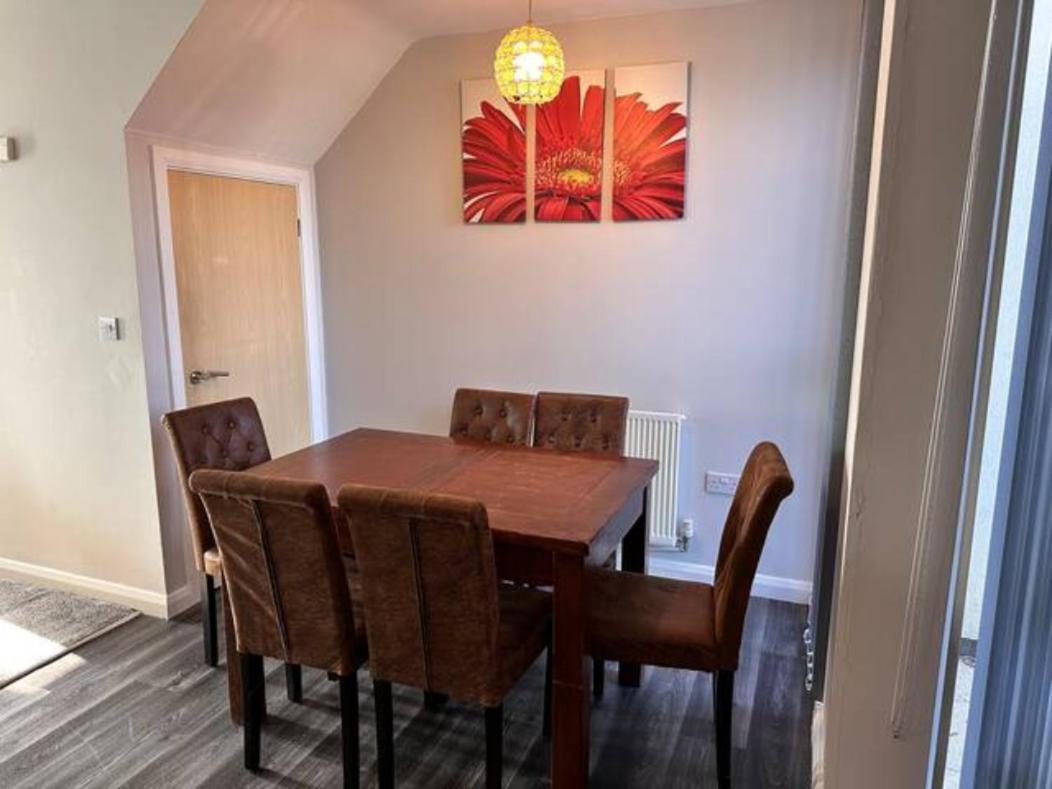 Crystal Home Manchester Extérieur photo