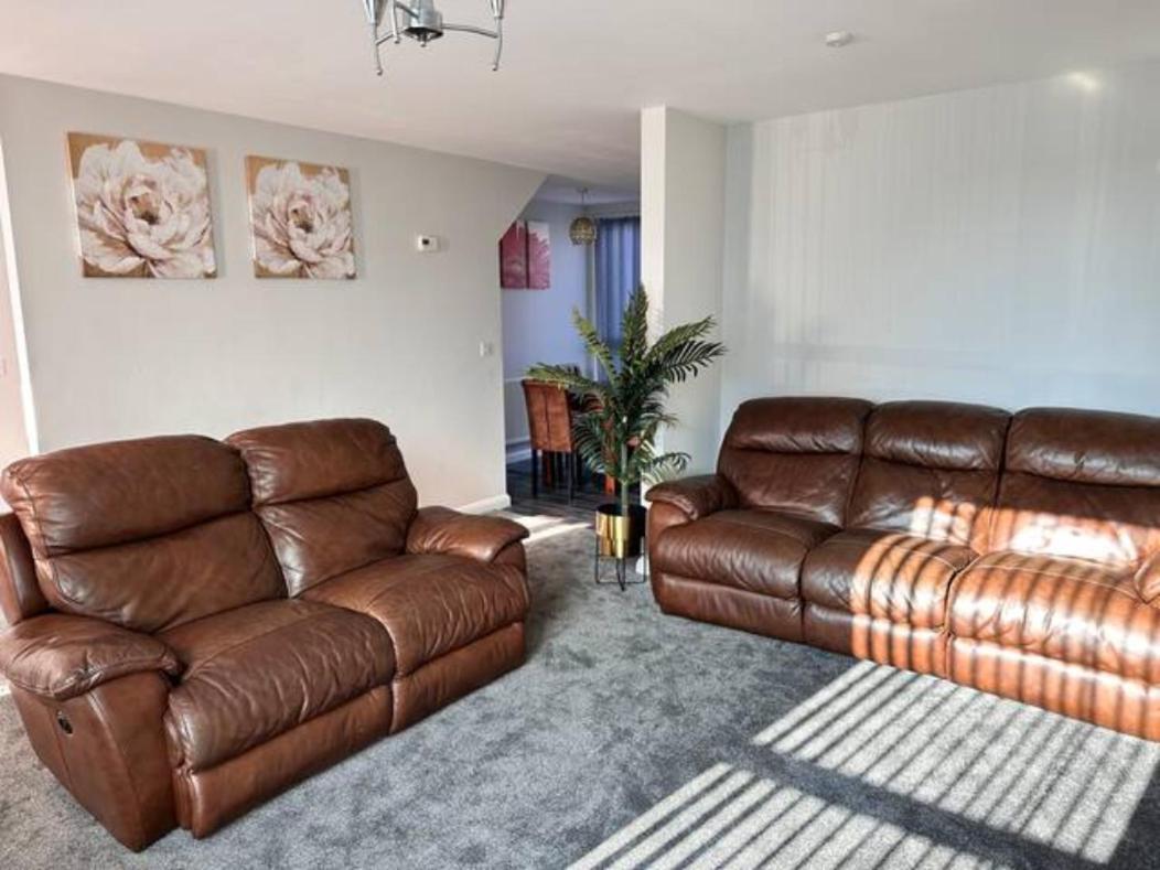 Crystal Home Manchester Extérieur photo